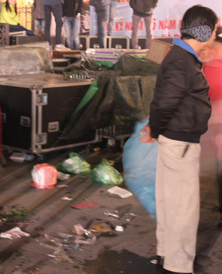 Nỗ lực làm việc ngay giờ đầu năm mới