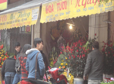 Hình ảnh đẹp của những cặp đôi Hà Nội ngày Valentine