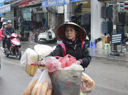 Những người phụ nữ không có ngày 8/3