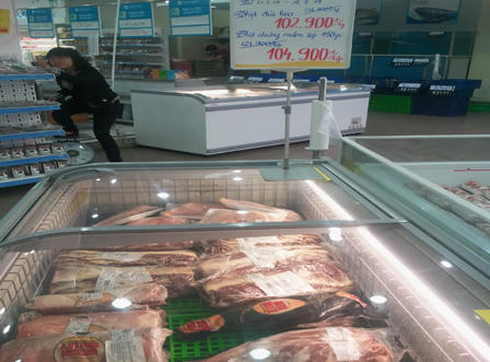 Ba siêu thị lớn cùng bán hàng gần hết date