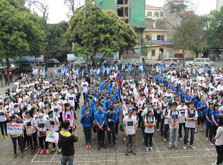 Giờ Trái đất rộn rã ở Thủ đô