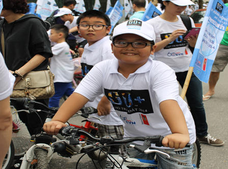 Giờ Trái đất rộn rã ở Thủ đô