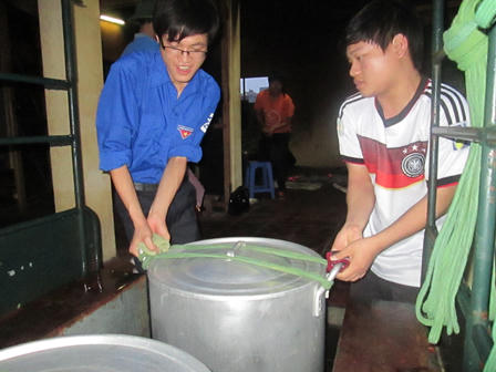 Nồi cháo từ tâm, ấm lòng bệnh nhân nghèo