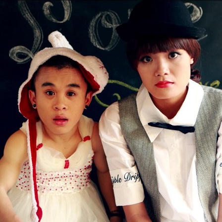 Xúc động clip tái hiện tình yêu của cặp đôi đũa lệch