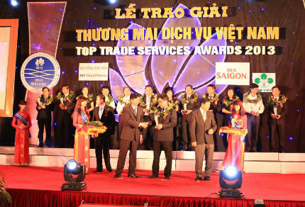 KLF Global đoạt giải thưởng “Thương mại dịch vụ Việt Nam 2013“
