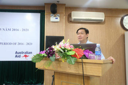 Thảo luận về kịch bản tăng trưởng kinh tế - xã hội 5 năm