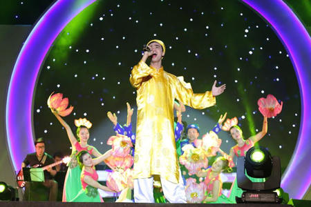 Sinh viên Hà Nội “cháy” hết mình với Hành trình bài ca sinh viên năm 2015 