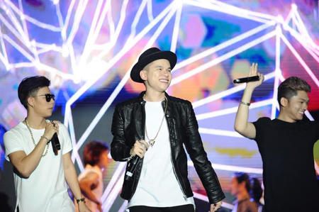 Sinh viên Hà Nội “cháy” hết mình với Hành trình bài ca sinh viên năm 2015 