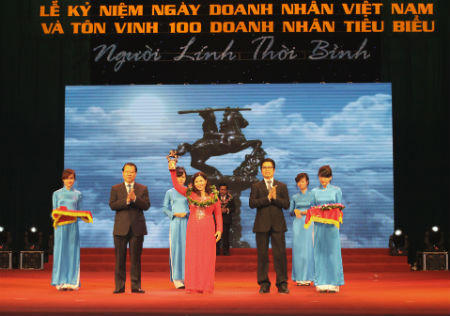 Sếp Tâm Bình: Thành công nhờ 13 năm bươn chải