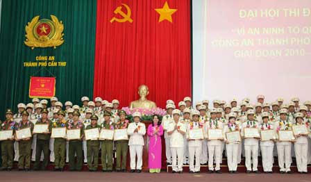 Công an TP.Cần Thơ: Phá chuyên án lập hồ sơ giả chiếm đoạt gần 200 tỷ đồng