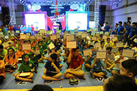 Cư dân Vinhomes xiết chặt tình thân trong Ngày hội Gia đình