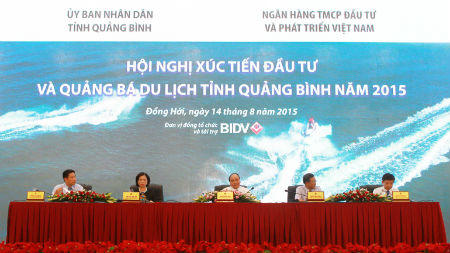 Tập đoàn FLC ký cam kết đầu tư tổ hợp 10 sân golf tại Quảng Bình