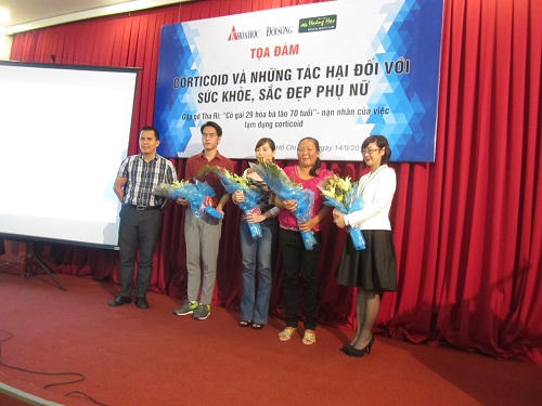 Thận trọng với các loại mỹ phẩm, thuốc trị mụn có chứa chất corticoid