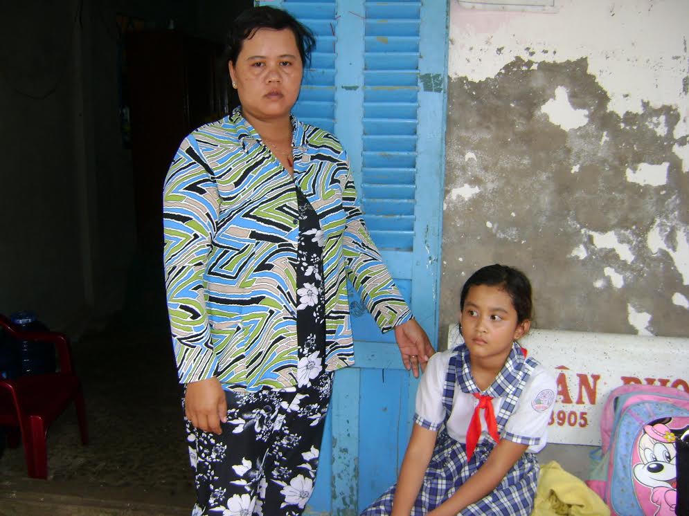 Sóc Trăng: Cứu kịp thời nữ sinh bị trượt cầu sau khi đi học về