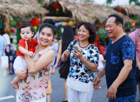 Món quà truyền thống giữa nhịp sống hiện đại