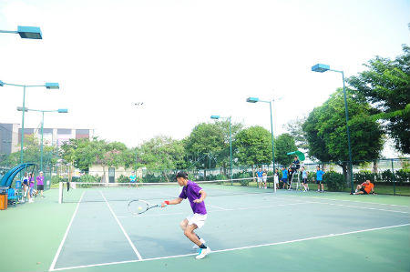 Hàng trăm cư dân tham dự Giải quần vợt đồng đội Vinhomes Cup 2015