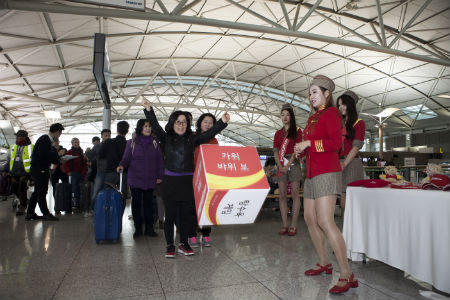 Hành khách Vietjet “phát cuồng” trước màn nhảy flashmob sành điệu
