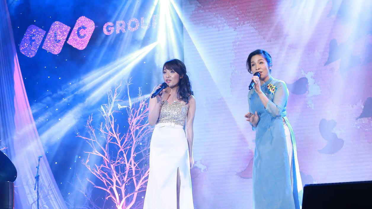 Diva Mỹ Linh: Hát cùng những ngôi sao khác tôi vẫn run