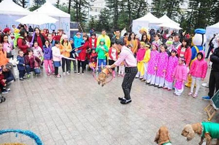 Hàng nghìn cư dân cuồng nhiệt với “Chào 2016” tại Vinhomes Royal City