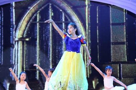 Hàng nghìn cư dân cuồng nhiệt với “Chào 2016” tại Vinhomes Royal City