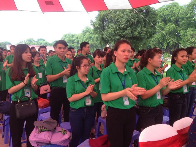 350 bạn trẻ “Hỗ trợ du lịch Thăng Long- Hà Nội”