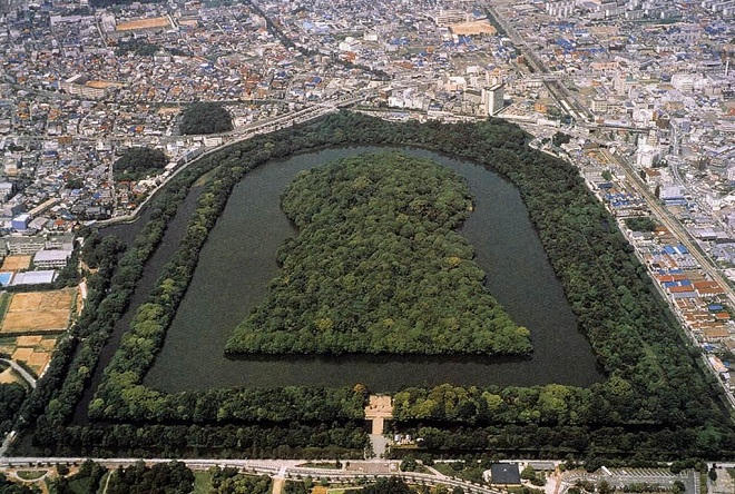 Bí ẩn quanh tòa lăng mộ Hoàng đế Nhật Nintoku