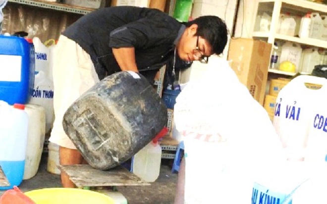 Bàn cách di dời chợ 'thần chết'