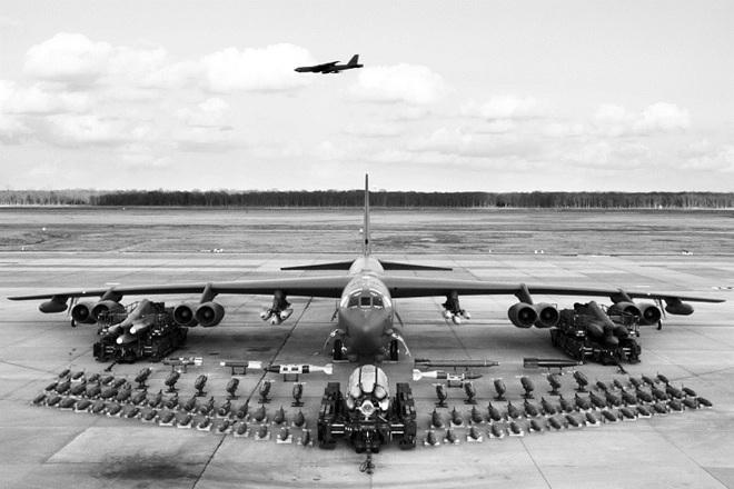 Mỹ “ủ mưu” thiết kế “xe bom biết bay”