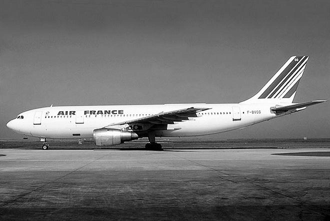 “Thần binh” Israel tập kích Uganda như thế nào?