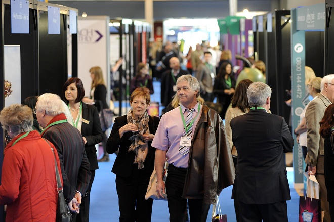 Euro 2016 - cơ hội “hốt bạc” cho người Pháp?