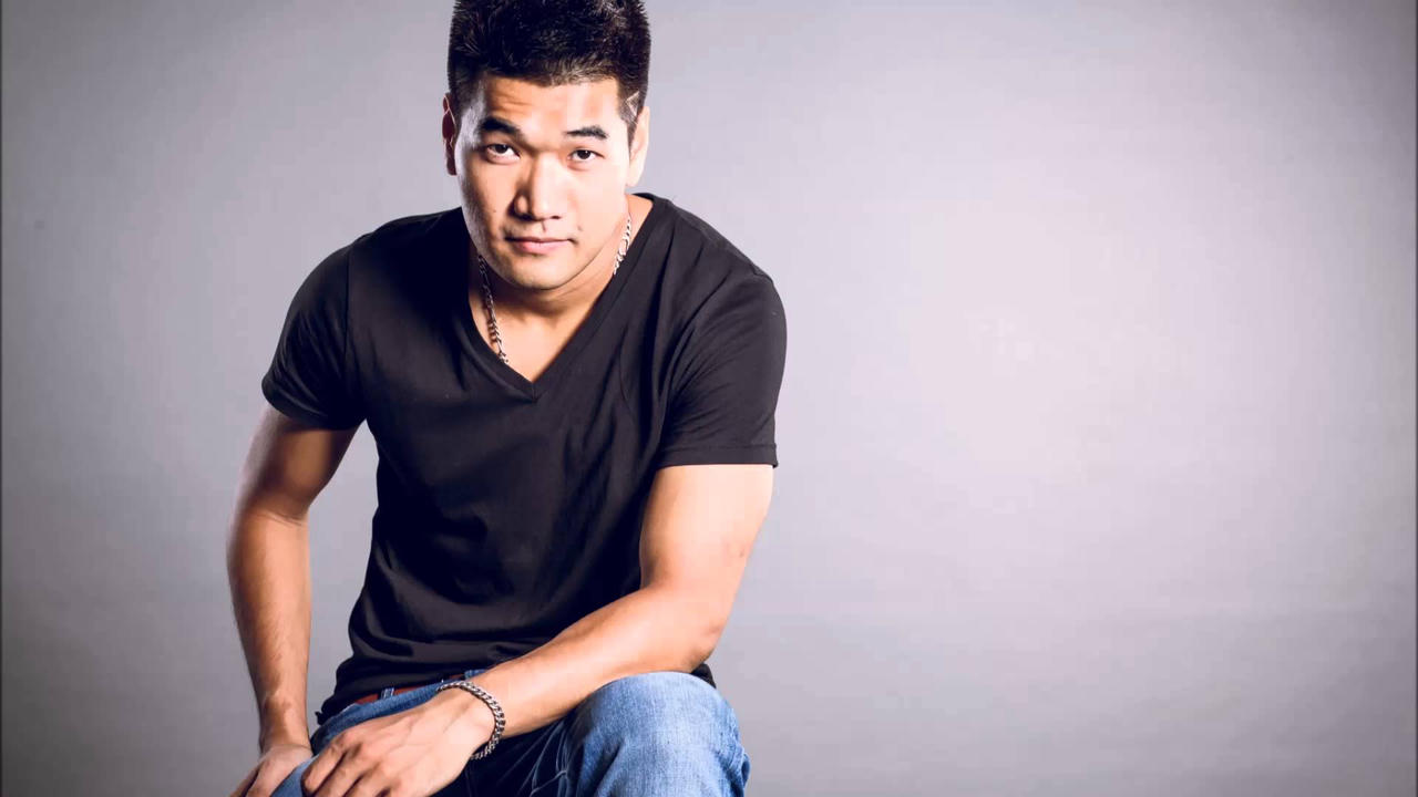 Tạ Quang Thắng và Thùy Chi đưa người yêu nhạc về miền ký ức