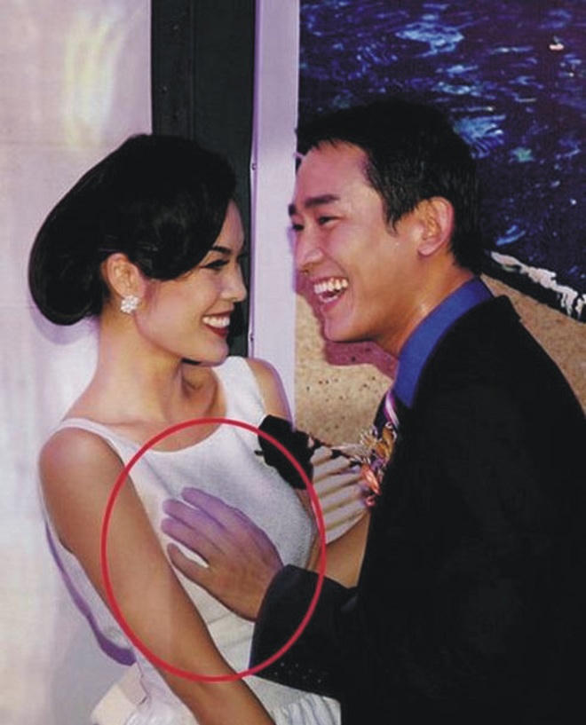 Tình trạng 'sờ mó' lan rộng trong showbiz