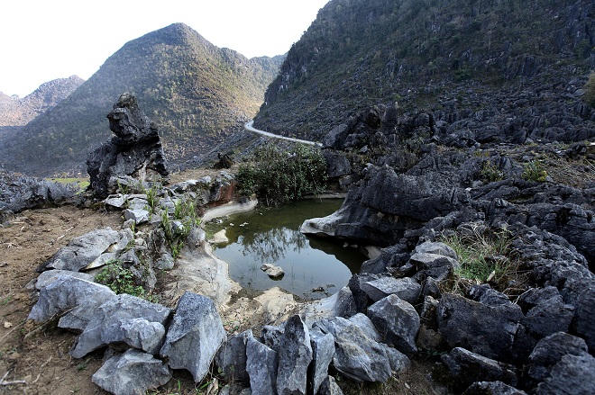  “Mót” nước trên cao nguyên đá