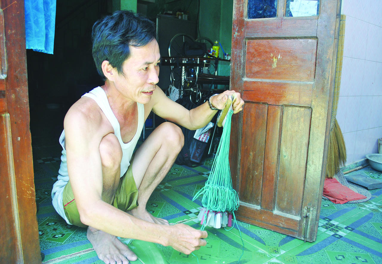 Nghĩa tình của những người “cướp cơm hà bá” ở làng chài nghèo bên đầm Thị Nại