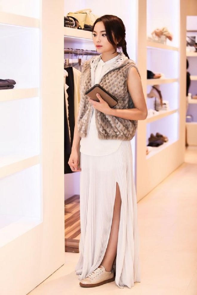 Hoa hậu Kỳ Duyên lại gây 'bão' trong cộng đồng mạng