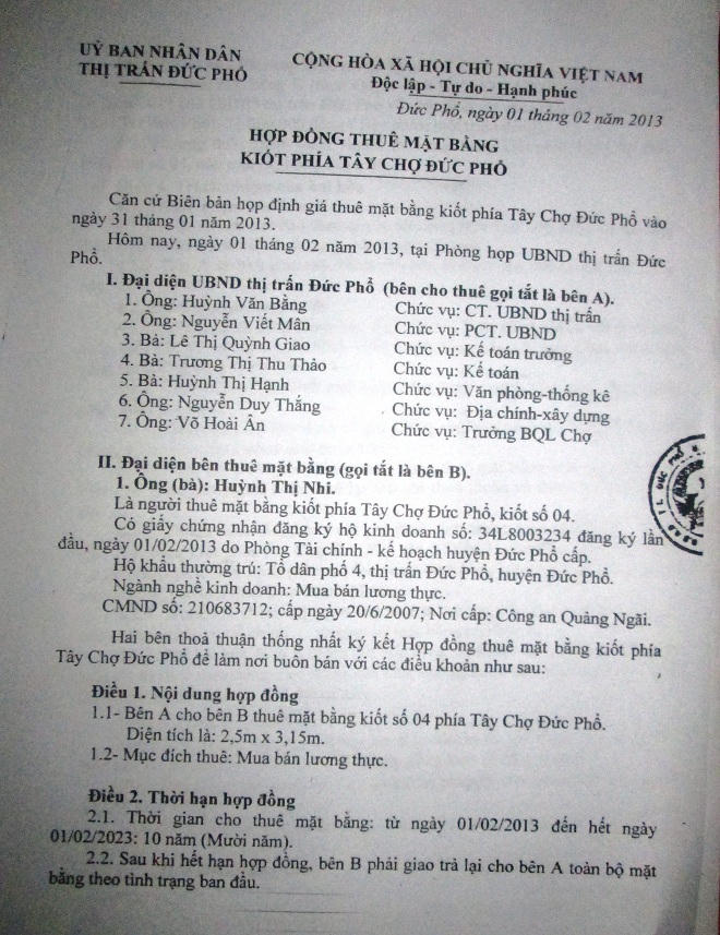 Bị địa phương o ép, tiểu thương chợ Đức Phổ dắt díu nhau ra TW kêu cứu