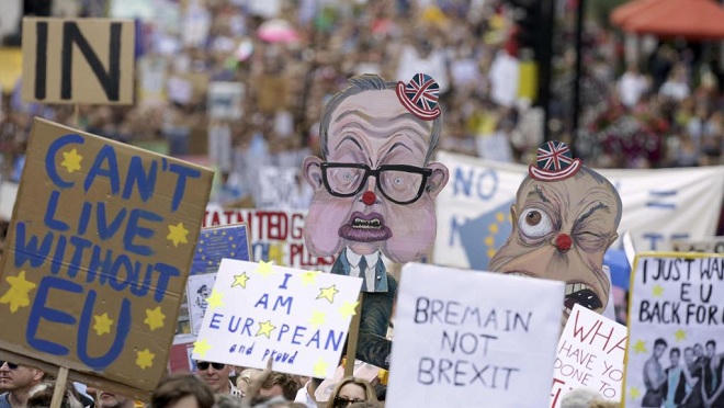 Nhiệm vụ chông gai chờ đợi tân thủ tướng Anh 