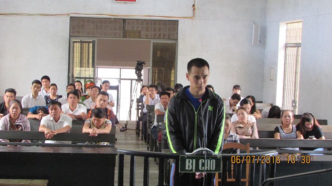 Thầy giáo dạy nhạc và những uẩn khúc vụ hiếp dâm kỳ lạ