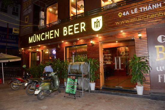 Hà Nội, từ bia  Đức đến gà quê