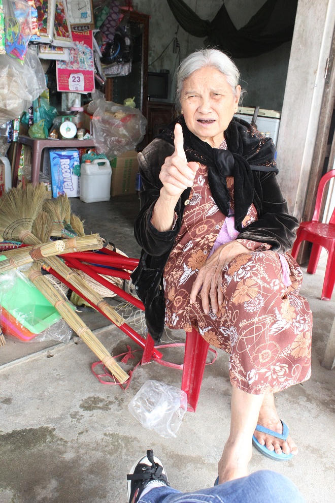 Những câu chuyện huyễn hoặc về ngôi miếu thiêng