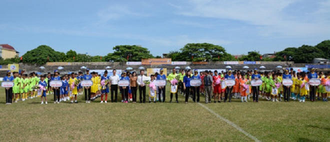 Giải bóng đá thiếu niên toàn quốc - Cúp MobiFone 2016