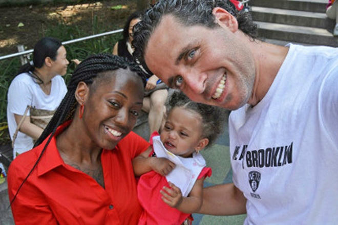 Dở khóc dở cười quanh chuyện cho bán “con giống” tại Mỹ