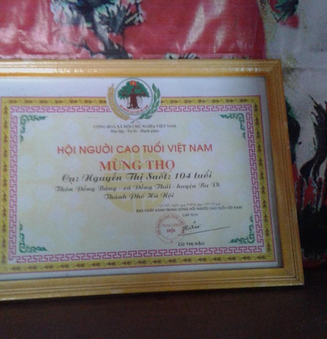 Cụ bà sống thọ nhờ chăm chỉ nghe ca trù và ăn cơm với muối vừng