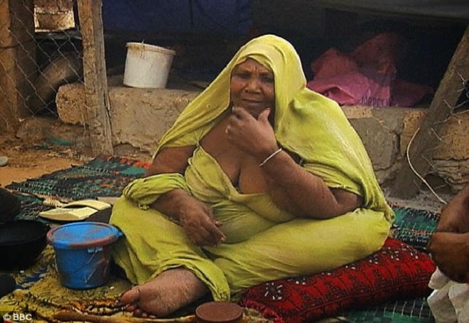 Nỗi ám ảnh của các cô dâu bị vỗ béo trước khi lấy chồng