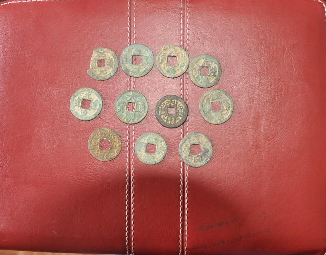 Những ẩn số 'ma quỷ' chỉ đường tới kho báu ở đồi Lim