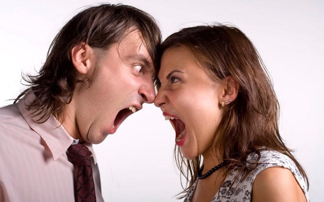 Cười ra nước mắt với chuyện bể quỹ đen