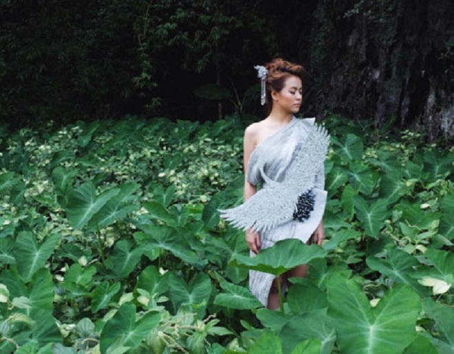 Lặng người trước MV “Bánh trôi nước” của Hoàng Thùy Linh