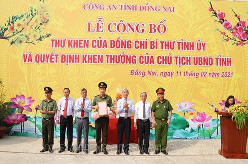 Lãnh đạo tỉnh Đồng Nai khen thưởng các thành tích xuất sắc của lực lượng công an tỉnh