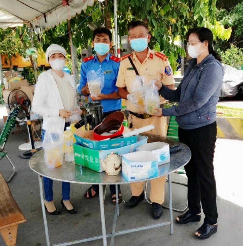 Tây Ninh siết chặt quản lý người vào địa phương