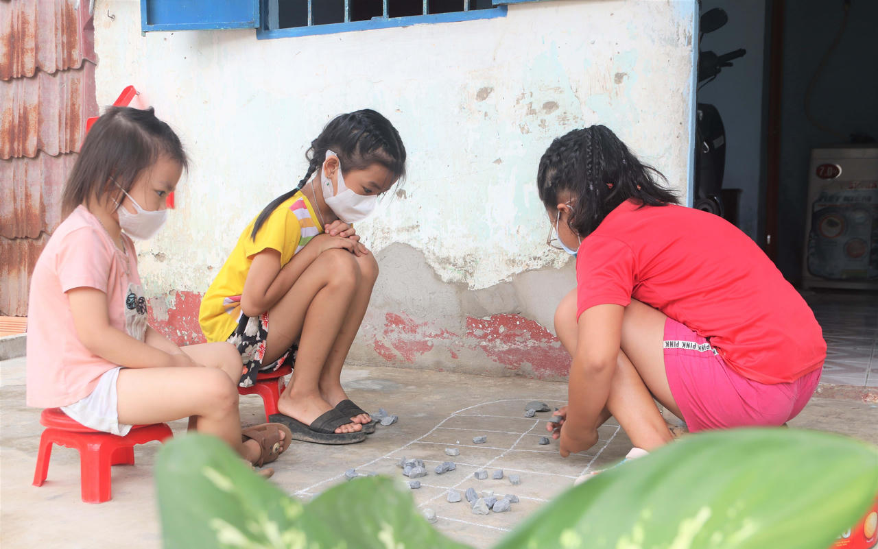 COVID-19 và những ngày sống chậm để yêu thương